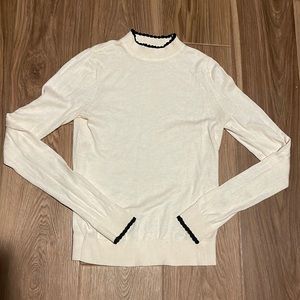 Aritzia sweater. Size S